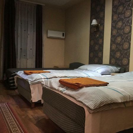Apartament Levendula Apartmanhaz Sümeg Zewnętrze zdjęcie